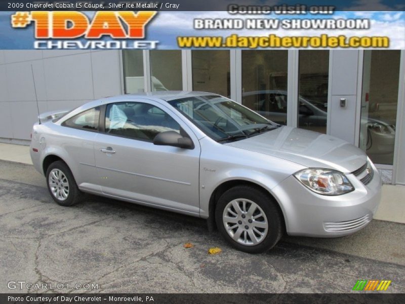 Silver Ice Metallic / Gray 2009 Chevrolet Cobalt LS Coupe
