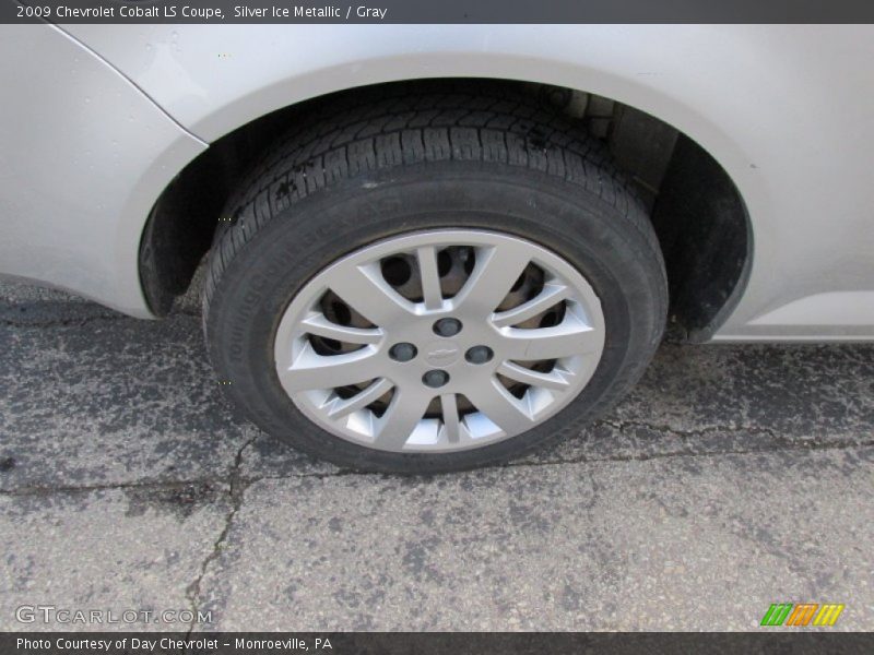Silver Ice Metallic / Gray 2009 Chevrolet Cobalt LS Coupe