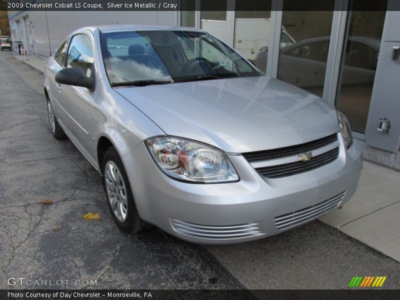 Silver Ice Metallic / Gray 2009 Chevrolet Cobalt LS Coupe