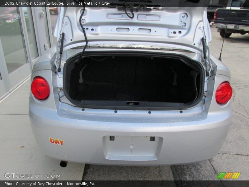 Silver Ice Metallic / Gray 2009 Chevrolet Cobalt LS Coupe