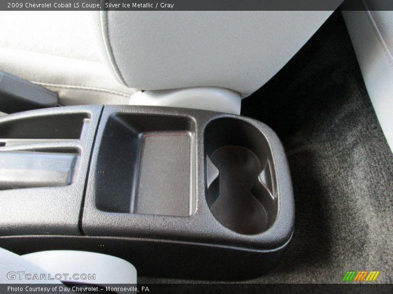 Silver Ice Metallic / Gray 2009 Chevrolet Cobalt LS Coupe