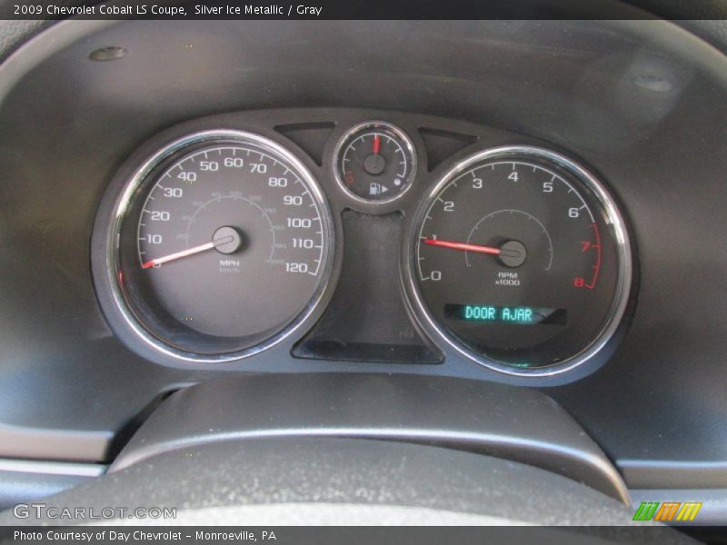 Silver Ice Metallic / Gray 2009 Chevrolet Cobalt LS Coupe