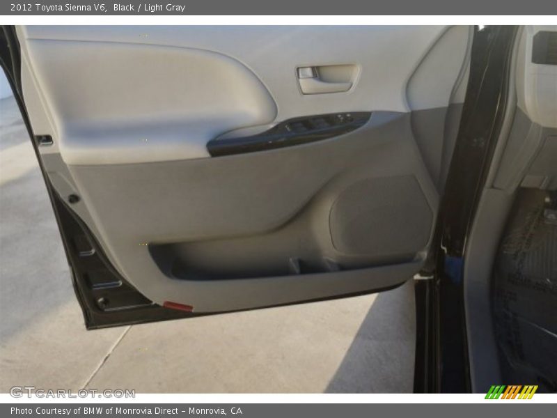 Black / Light Gray 2012 Toyota Sienna V6