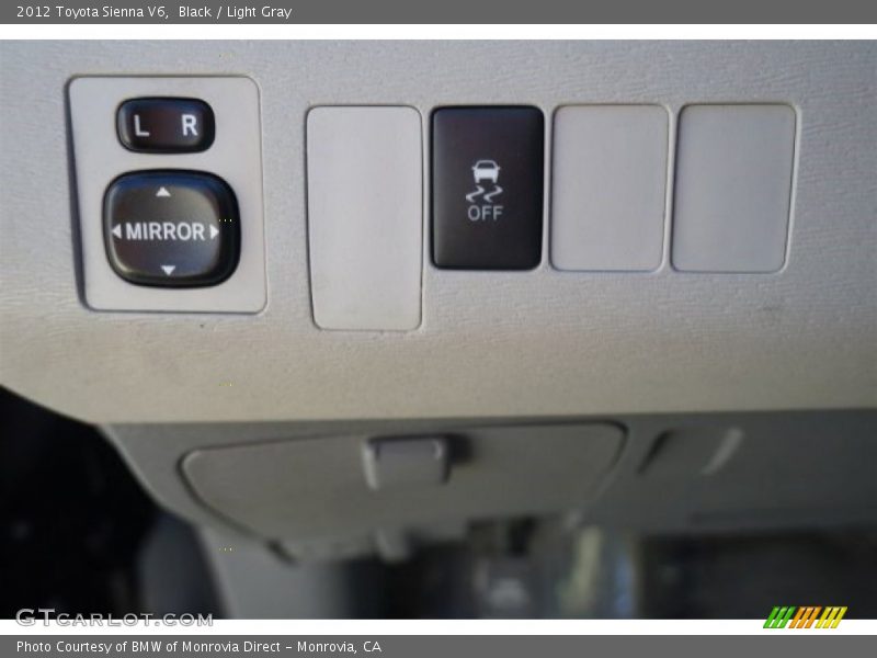 Black / Light Gray 2012 Toyota Sienna V6