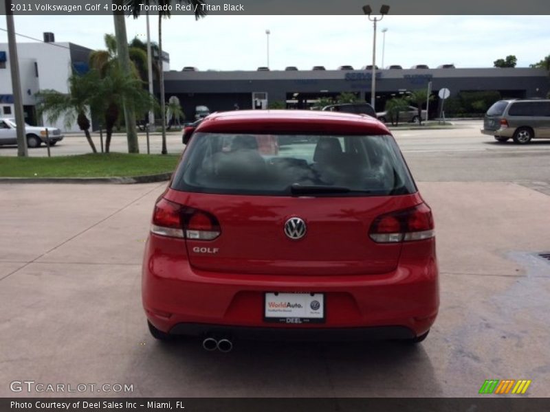 Tornado Red / Titan Black 2011 Volkswagen Golf 4 Door