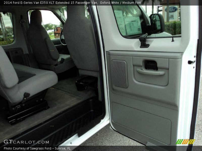 Oxford White / Medium Flint 2014 Ford E-Series Van E350 XLT Extended 15 Passenger Van