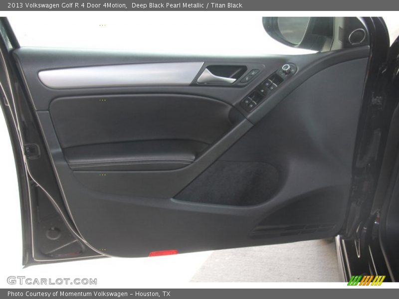 Deep Black Pearl Metallic / Titan Black 2013 Volkswagen Golf R 4 Door 4Motion