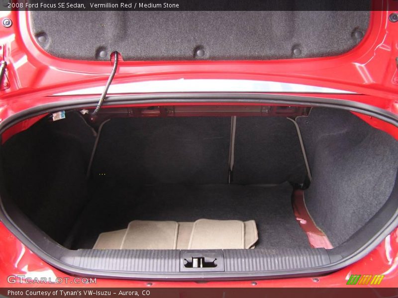 Vermillion Red / Medium Stone 2008 Ford Focus SE Sedan