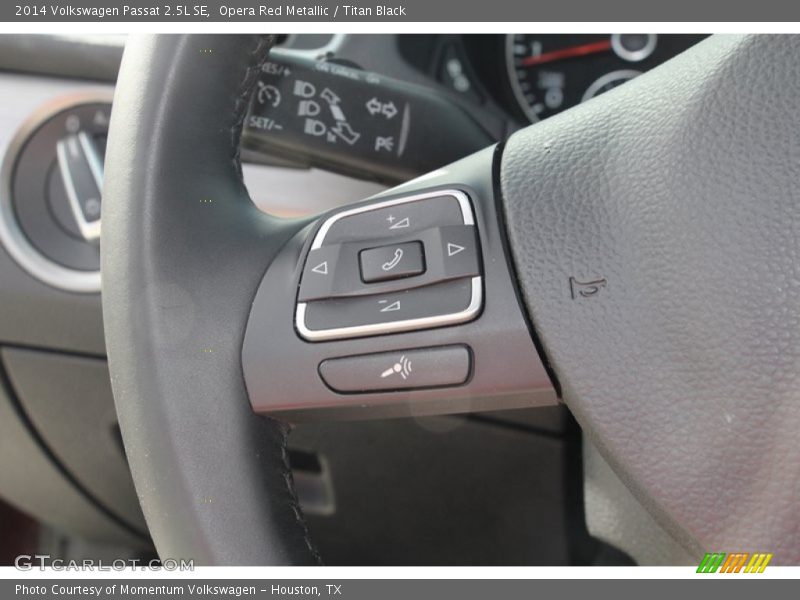Opera Red Metallic / Titan Black 2014 Volkswagen Passat 2.5L SE