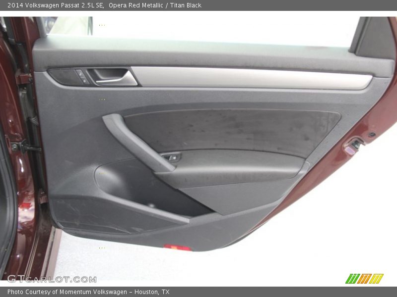 Opera Red Metallic / Titan Black 2014 Volkswagen Passat 2.5L SE