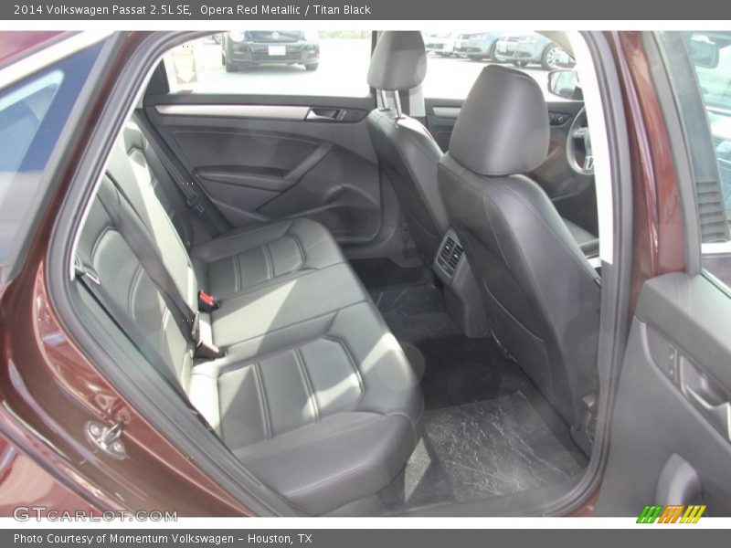 Opera Red Metallic / Titan Black 2014 Volkswagen Passat 2.5L SE