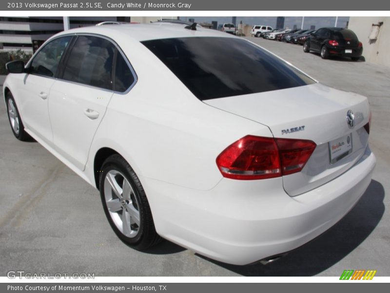 Candy White / Moonrock Gray 2013 Volkswagen Passat 2.5L SE