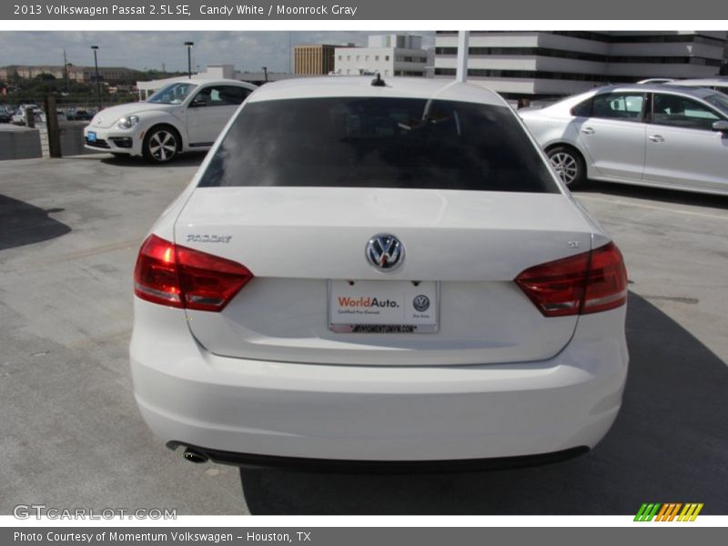 Candy White / Moonrock Gray 2013 Volkswagen Passat 2.5L SE