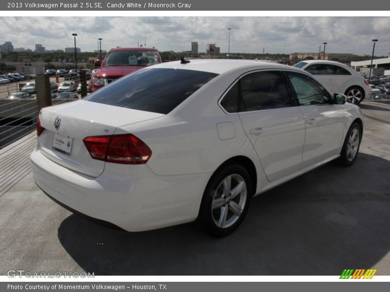 Candy White / Moonrock Gray 2013 Volkswagen Passat 2.5L SE