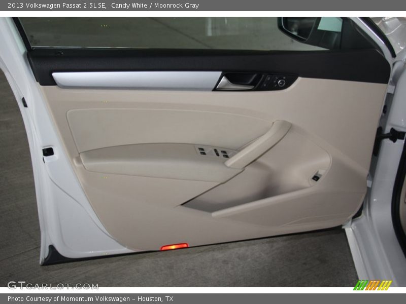Candy White / Moonrock Gray 2013 Volkswagen Passat 2.5L SE