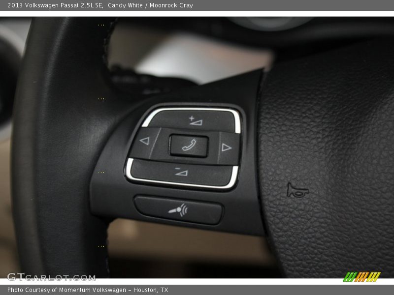 Candy White / Moonrock Gray 2013 Volkswagen Passat 2.5L SE
