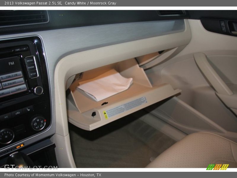 Candy White / Moonrock Gray 2013 Volkswagen Passat 2.5L SE