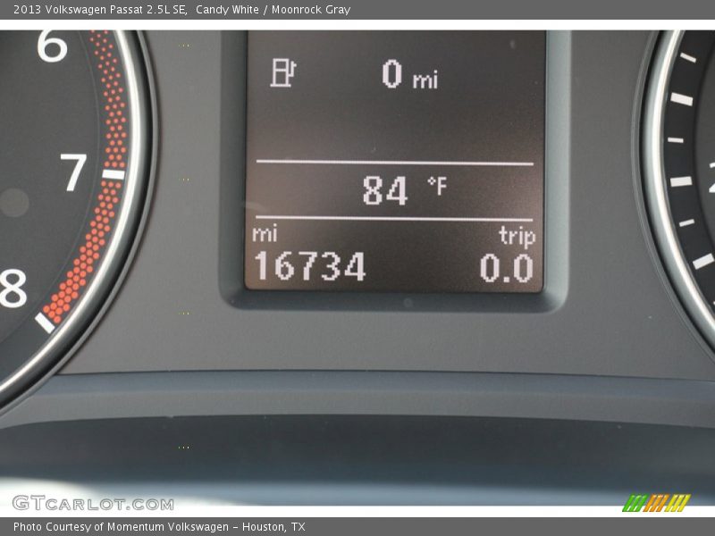 Candy White / Moonrock Gray 2013 Volkswagen Passat 2.5L SE