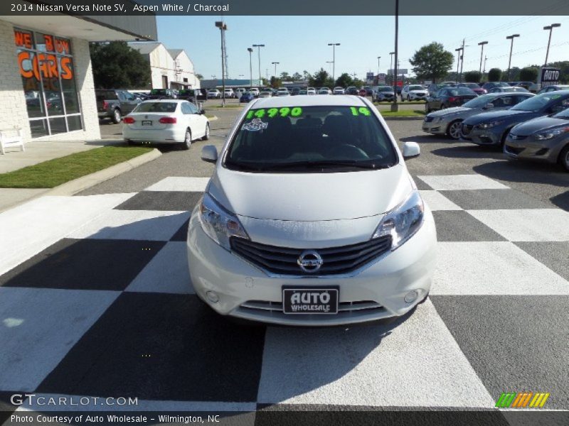Aspen White / Charcoal 2014 Nissan Versa Note SV