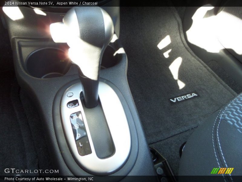 Aspen White / Charcoal 2014 Nissan Versa Note SV