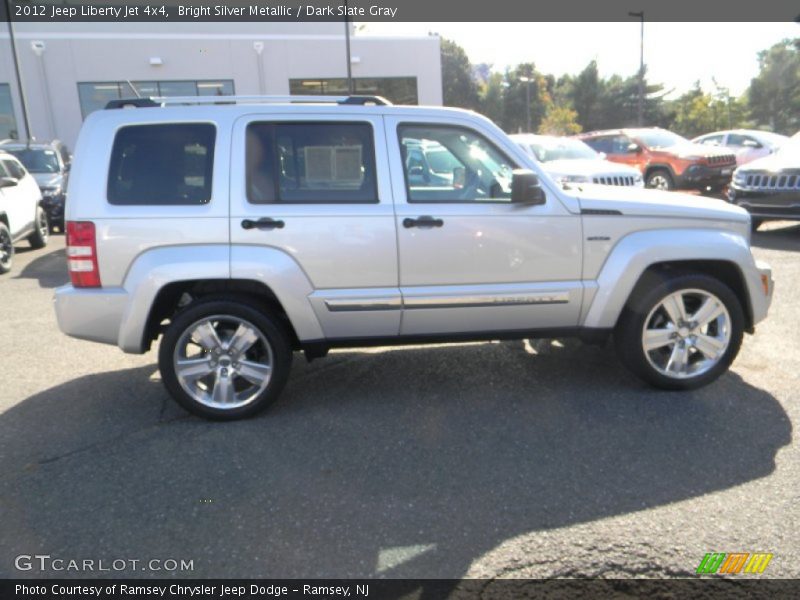 Bright Silver Metallic / Dark Slate Gray 2012 Jeep Liberty Jet 4x4