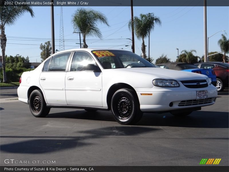 Bright White / Gray 2002 Chevrolet Malibu Sedan