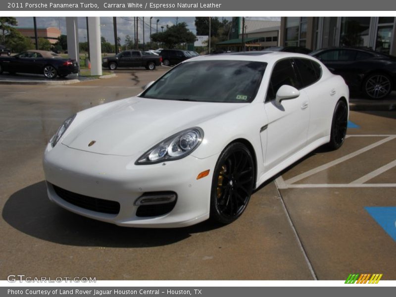 Front 3/4 View of 2011 Panamera Turbo