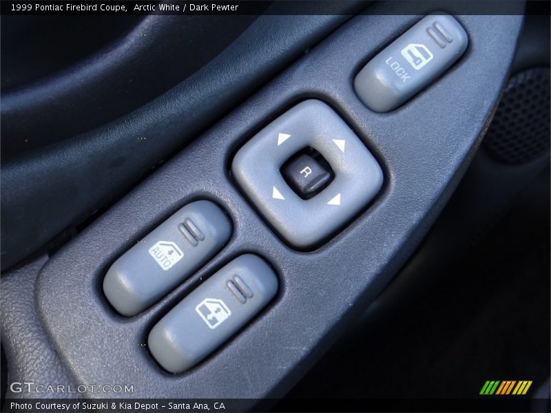 Controls of 1999 Firebird Coupe