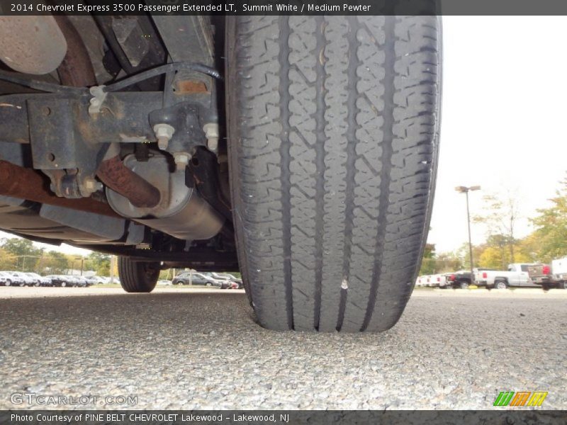 Summit White / Medium Pewter 2014 Chevrolet Express 3500 Passenger Extended LT