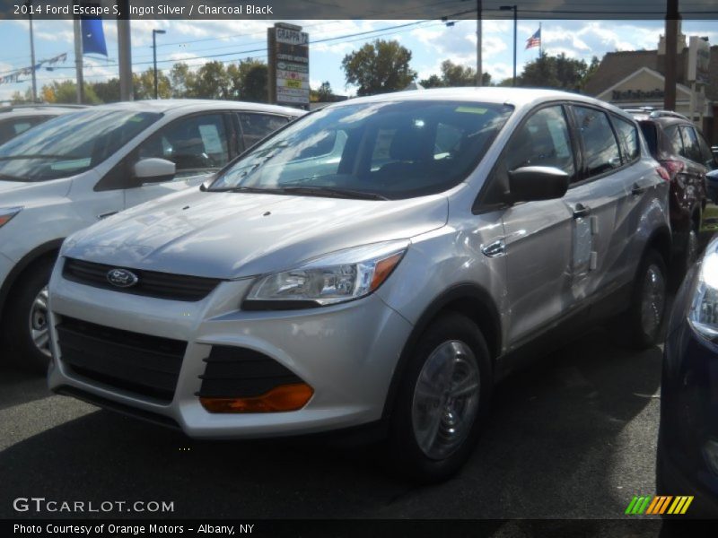 Ingot Silver / Charcoal Black 2014 Ford Escape S