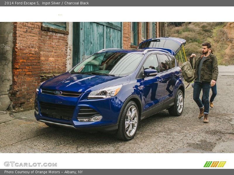 Ingot Silver / Charcoal Black 2014 Ford Escape S