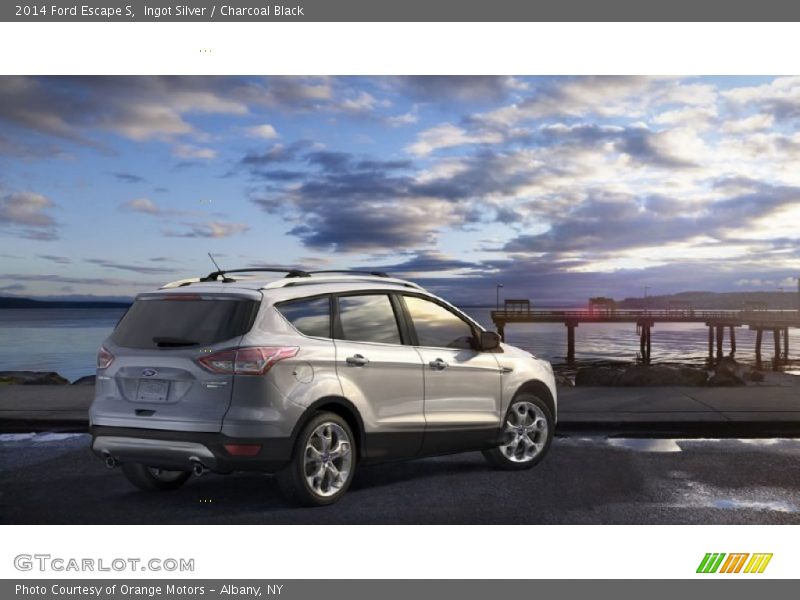 Ingot Silver / Charcoal Black 2014 Ford Escape S
