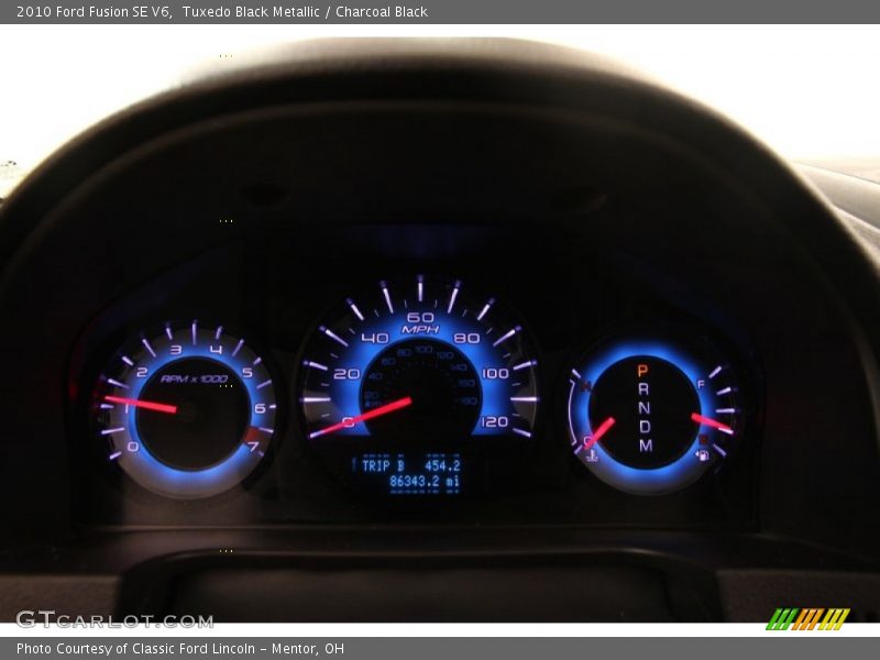 Tuxedo Black Metallic / Charcoal Black 2010 Ford Fusion SE V6