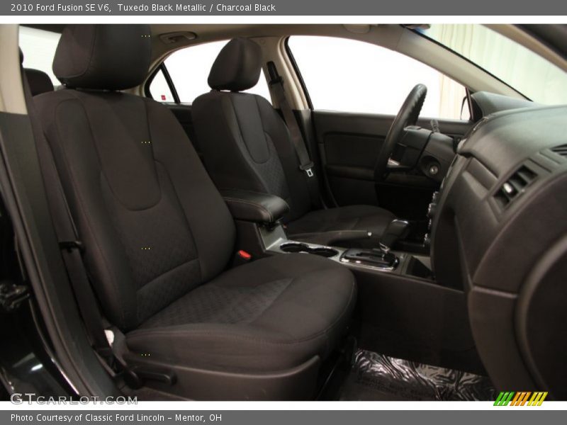 Tuxedo Black Metallic / Charcoal Black 2010 Ford Fusion SE V6