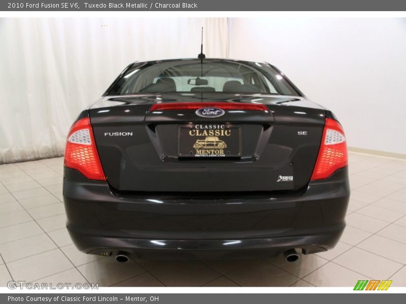 Tuxedo Black Metallic / Charcoal Black 2010 Ford Fusion SE V6
