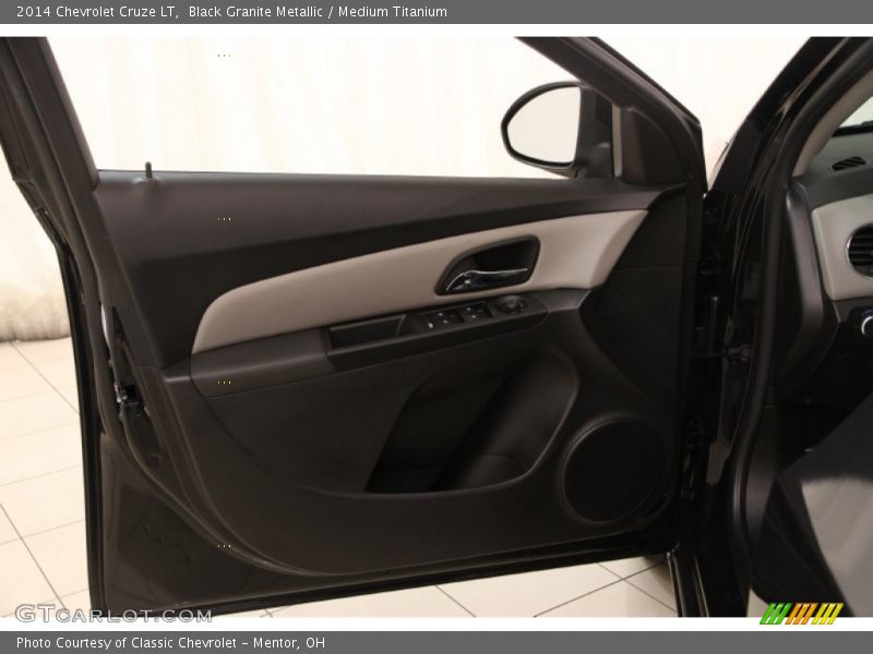 Black Granite Metallic / Medium Titanium 2014 Chevrolet Cruze LT