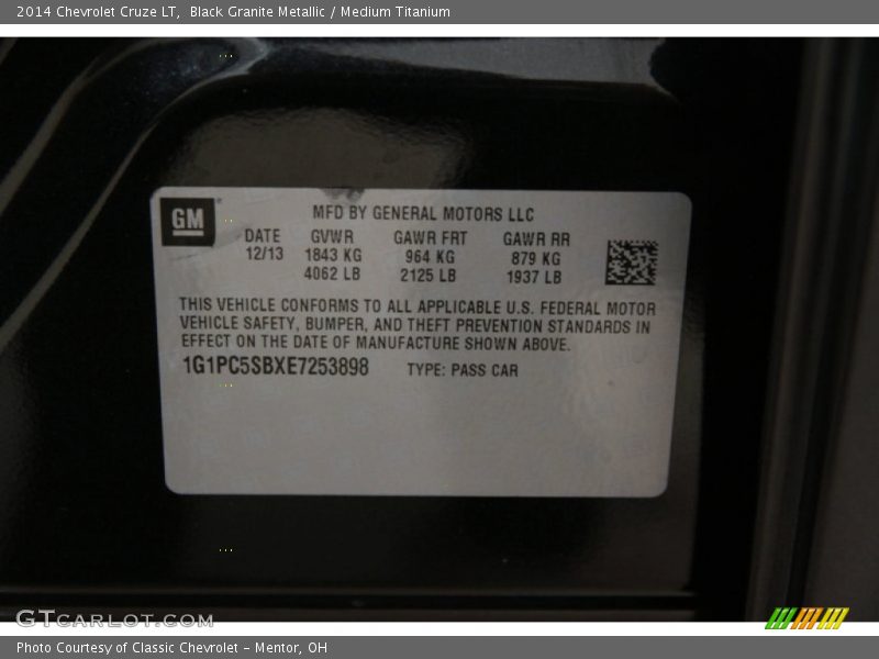 Black Granite Metallic / Medium Titanium 2014 Chevrolet Cruze LT