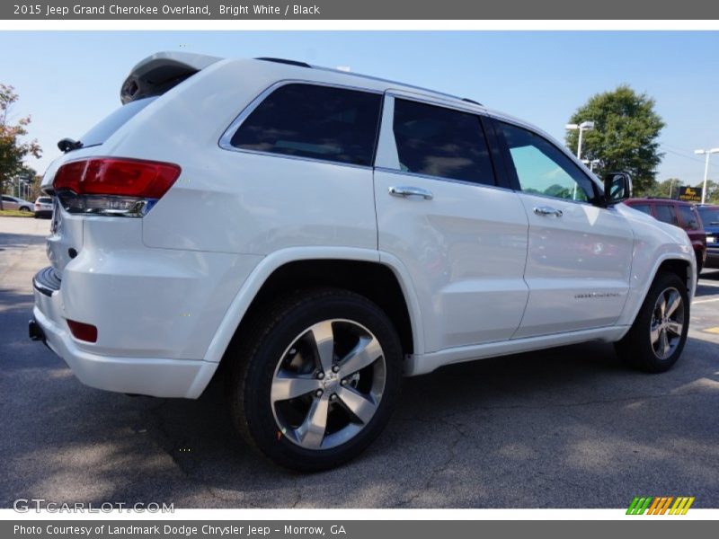 Bright White / Black 2015 Jeep Grand Cherokee Overland