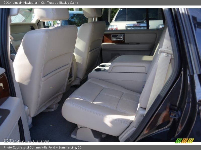 Tuxedo Black / Stone 2014 Lincoln Navigator 4x2