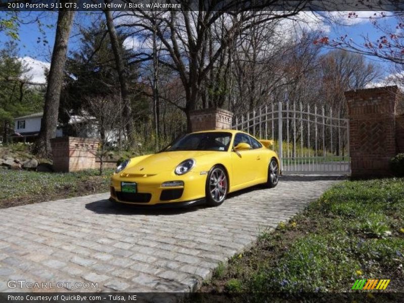 Speed Yellow / Black w/Alcantara 2010 Porsche 911 GT3