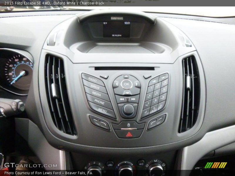 Controls of 2015 Escape SE 4WD