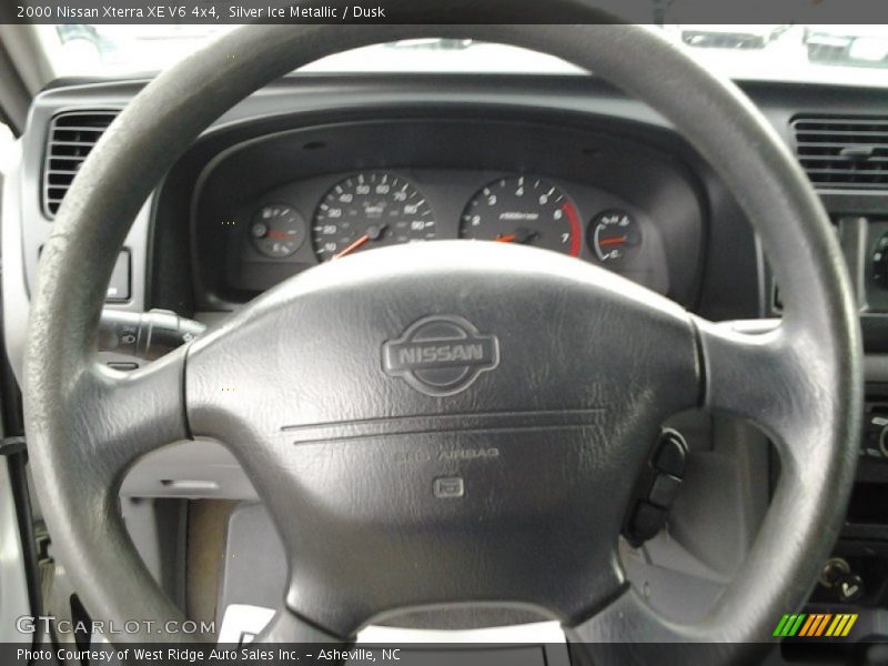 Silver Ice Metallic / Dusk 2000 Nissan Xterra XE V6 4x4