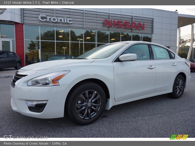 Pearl White / Charcoal 2015 Nissan Altima 2.5 S
