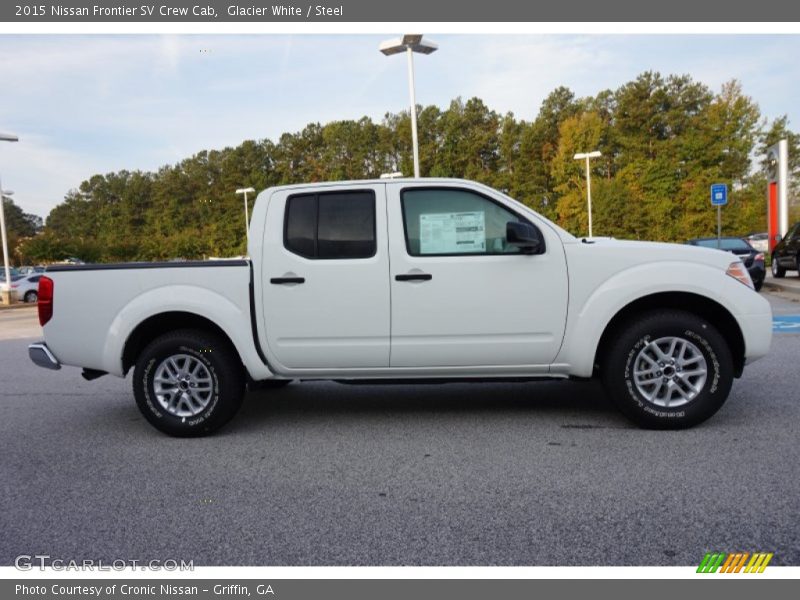 Glacier White / Steel 2015 Nissan Frontier SV Crew Cab