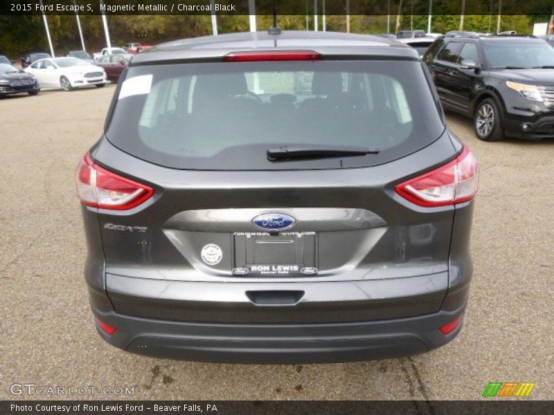 Magnetic Metallic / Charcoal Black 2015 Ford Escape S