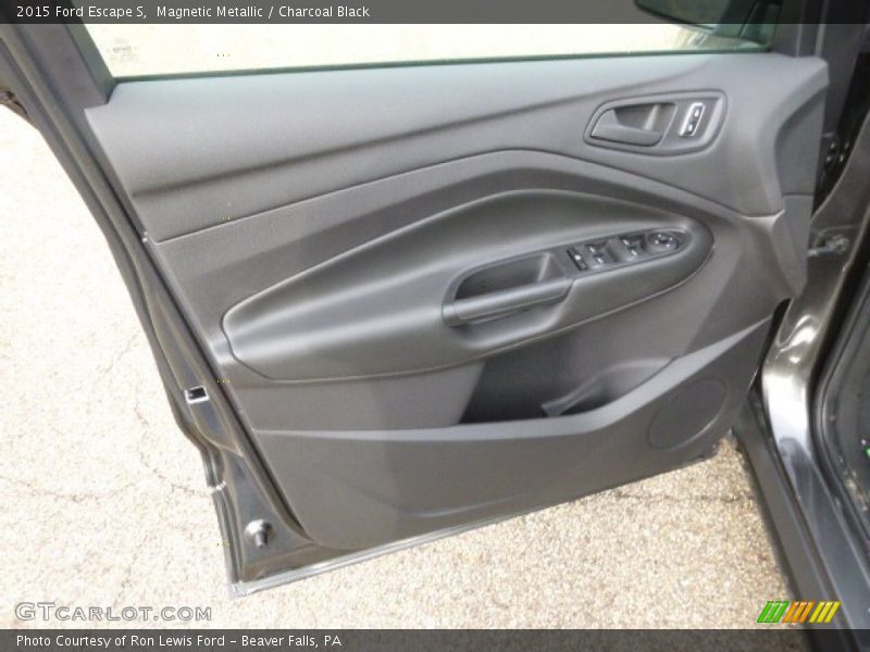 Magnetic Metallic / Charcoal Black 2015 Ford Escape S
