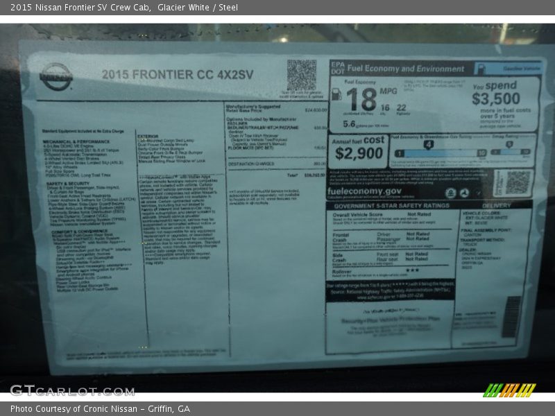 Glacier White / Steel 2015 Nissan Frontier SV Crew Cab
