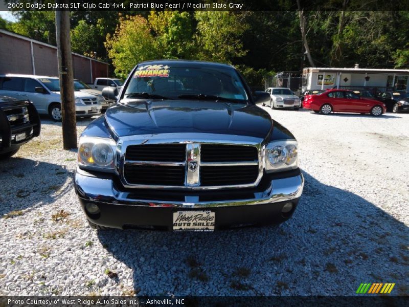 Patriot Blue Pearl / Medium Slate Gray 2005 Dodge Dakota SLT Club Cab 4x4