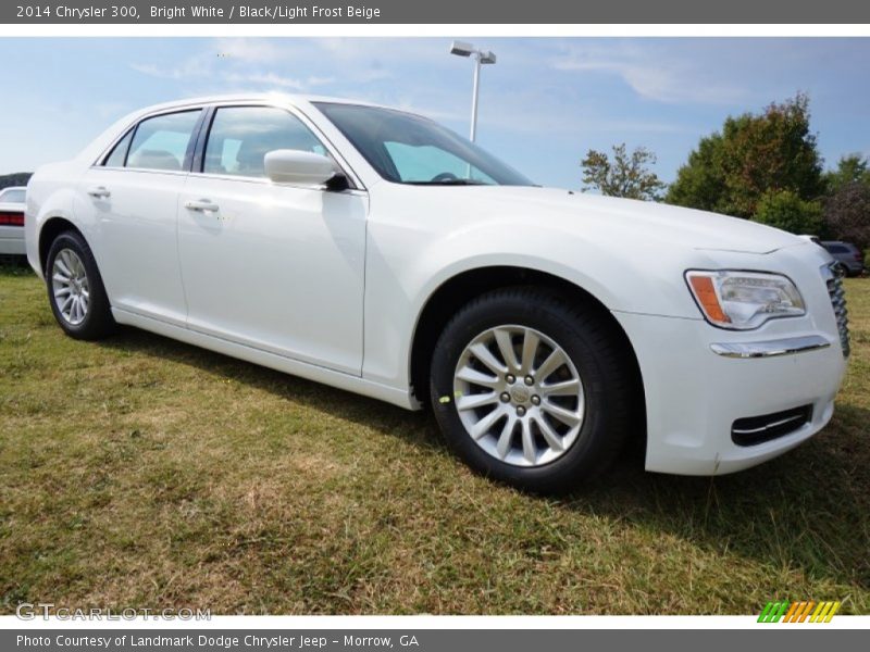 Bright White / Black/Light Frost Beige 2014 Chrysler 300