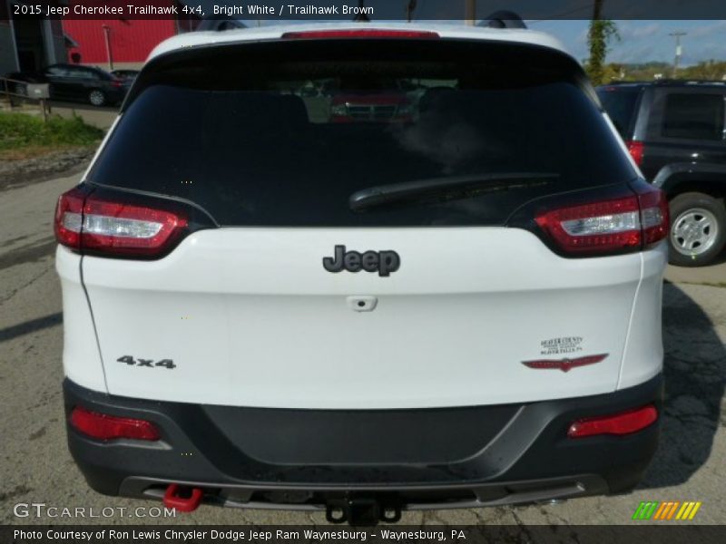Bright White / Trailhawk Brown 2015 Jeep Cherokee Trailhawk 4x4
